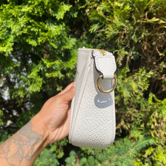 ❌SOLD ❌Coach Nolita 19’ - Picture 3 of 4